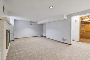 7724 Major Ave N, Brooklyn Park, MN 55443 - Photo 30