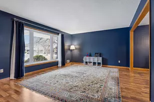 14997 Williamsburg Ct, Eden Prairie, MN 55347 - Photo 6