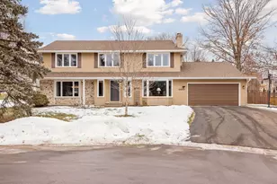 14997 Williamsburg Ct, Eden Prairie, MN 55347 - Photo 1