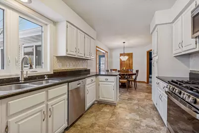 14997 Williamsburg Court, Eden Prairie, MN 55347 - Photo 16