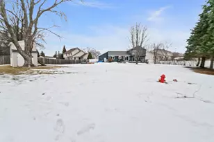 10050 Fox Run Cove, Woodbury, MN 55129 - Photo 28