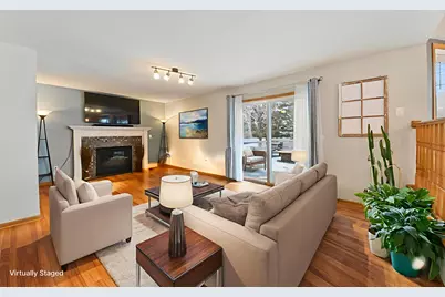 10050 Fox Run Cove, Woodbury, MN 55129 - Photo 6