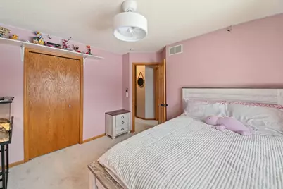 10050 Fox Run Cove, Woodbury, MN 55129 - Photo 16