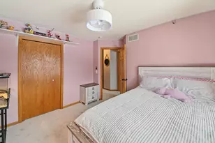 10050 Fox Run Cove, Woodbury, MN 55129 - Photo 16