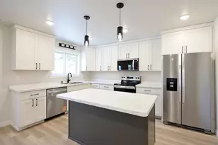 1018 3rd Ave N, Moorhead, MN 56560 - Photo 8