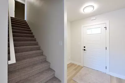 1018 3rd Avenue N, Moorhead, MN 56560 - Photo 2