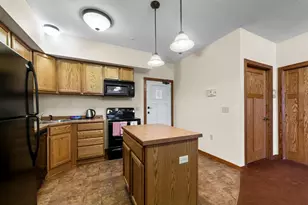 2530 E 34th St, Minneapolis, MN 55406 - Photo 26