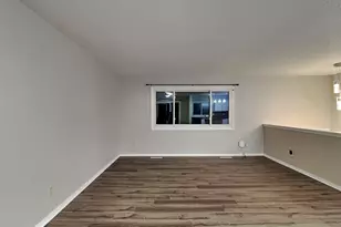 6865 Buckingham Rd, Woodbury, MN 55125 - Photo 2