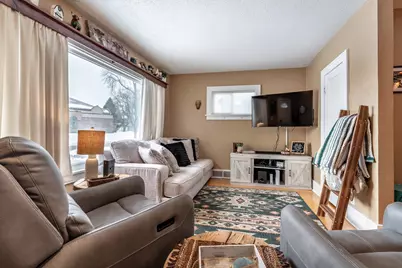 412 W Summit Avenue, Fergus Falls, MN 56537 - Photo 20