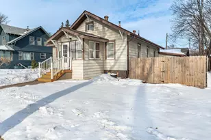 412 W Summit Ave, Fergus Falls, MN 56537 - Photo 4