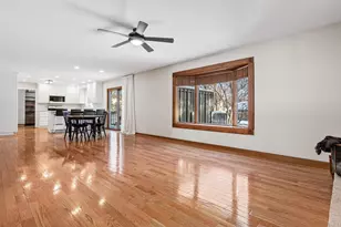 5816 Oxford St N, Shoreview, MN 55126 - Photo 8