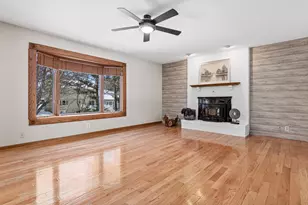 5816 Oxford St N, Shoreview, MN 55126 - Photo 6