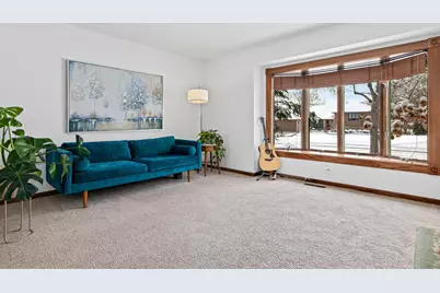 5816 Oxford Street N, Shoreview, MN 55126 - Photo 14