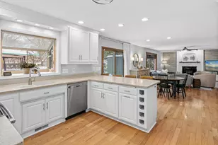 5816 Oxford St N, Shoreview, MN 55126 - Photo 10