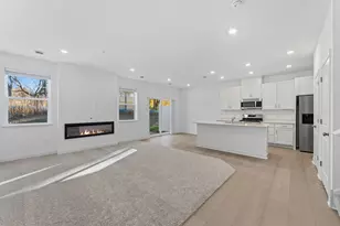 10525 Harbor Ln N, Maple Grove, MN 55369 - Photo 6