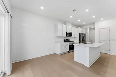 10525 Harbor Lane N, Maple Grove, MN 55369 - Photo 4