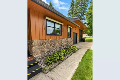 1336 Lucia Avenue, Fairmont, MN 56031 - Photo 2