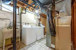 915 Pineview Ln N, Plymouth, MN 55441 - Photo 28