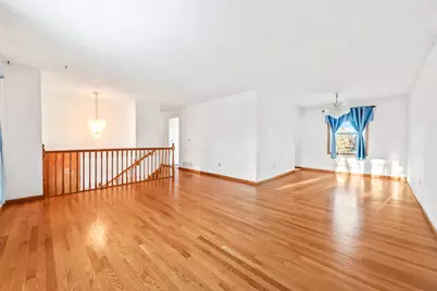 915 Pineview Lane N, Plymouth, MN 55441 - Photo 4