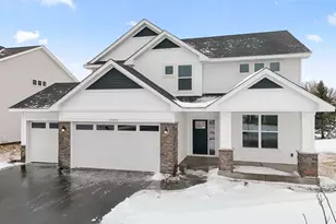 22477 Olivia Ct, Rogers, MN 55374 - Photo 2