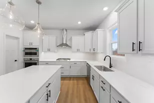 22477 Olivia Ct, Rogers, MN 55374 - Photo 6