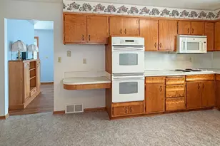 3036 Queen Ave, Slayton, MN 56172 - Photo 12