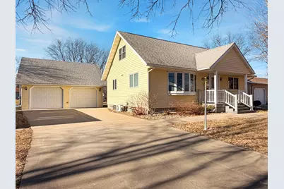 3036 Queen Avenue, Slayton, MN 56172 - Photo 2