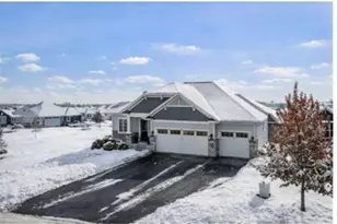 10706 28th Ct NE, Saint Michael, MN 55376 - Photo 1