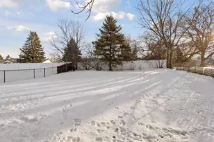 8964 Vinewood Ln N, Maple Grove, MN 55369 - Photo 24