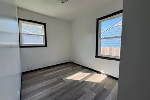 1874 Hoyt Ave E, Saint Paul, MN 55119 - Photo 10