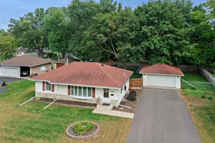 6216 Winnetka Ave N, Brooklyn Park, MN 55428 - Photo 8