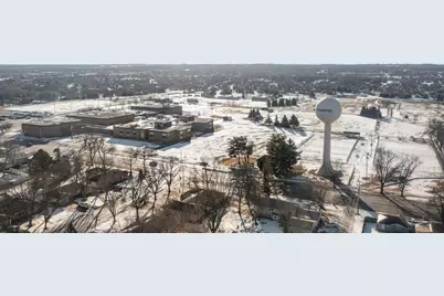 914 Lewis Street S, Shakopee, MN 55379 - Photo 20