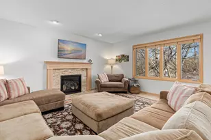 10840 46th Pl N, Plymouth, MN 55442 - Photo 8