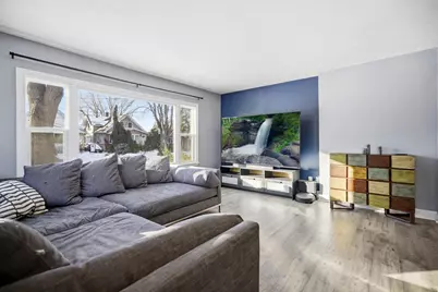 2101 3rd Street NE, Minneapolis, MN 55418 - Photo 2