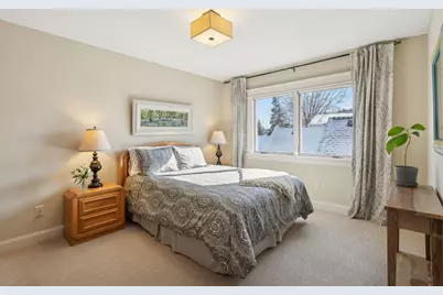 4243 Vincent Avenue S, Minneapolis, MN 55410 - Photo 30