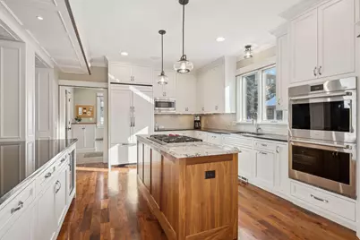 4243 Vincent Avenue S, Minneapolis, MN 55410 - Photo 2