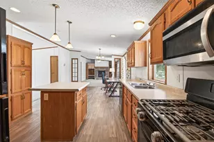 901 Hamlet Cir, Lakeville, MN 55044 - Photo 20