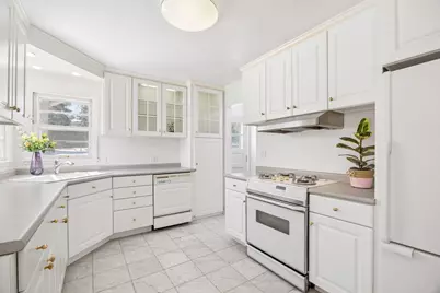 5616 Beard Avenue S, Edina, MN 55410 - Photo 8