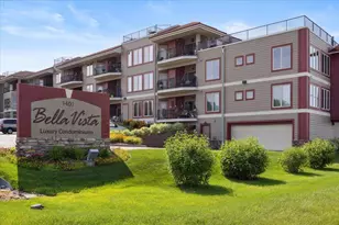 1401 N Lakeshore Dr, Lake City, MN 55041 - Photo 1