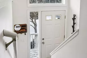 642 Willoughby Way W, Minnetonka, MN 55305 - Photo 6