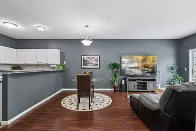 642 Willoughby Way W, Minnetonka, MN 55305 - Photo 8