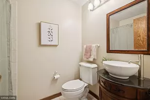 1304 Wilderness Run Dr, Eagan, MN 55123 - Photo 28
