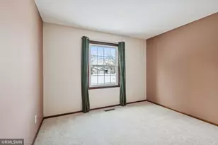 1304 Wilderness Run Dr, Eagan, MN 55123 - Photo 26