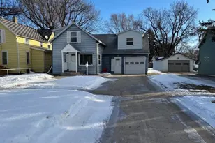 520 17th St N, Moorhead, MN 56560 - Photo 1