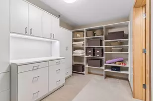 215 10th Ave S, Minneapolis, MN 55415 - Photo 32