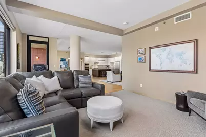 215 10th Avenue S #212, Minneapolis, MN 55415 - Photo 22