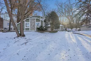 1276 Dunberry Ln, Eagan, MN 55123 - Photo 6