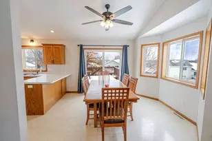 1015 Meadows Dr, Sauk Rapids, MN 56379 - Photo 12