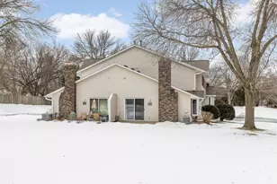 3628 Gershwin Ln N, Oakdale, MN 55128 - Photo 26
