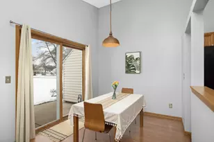 3628 Gershwin Ln N, Oakdale, MN 55128 - Photo 10